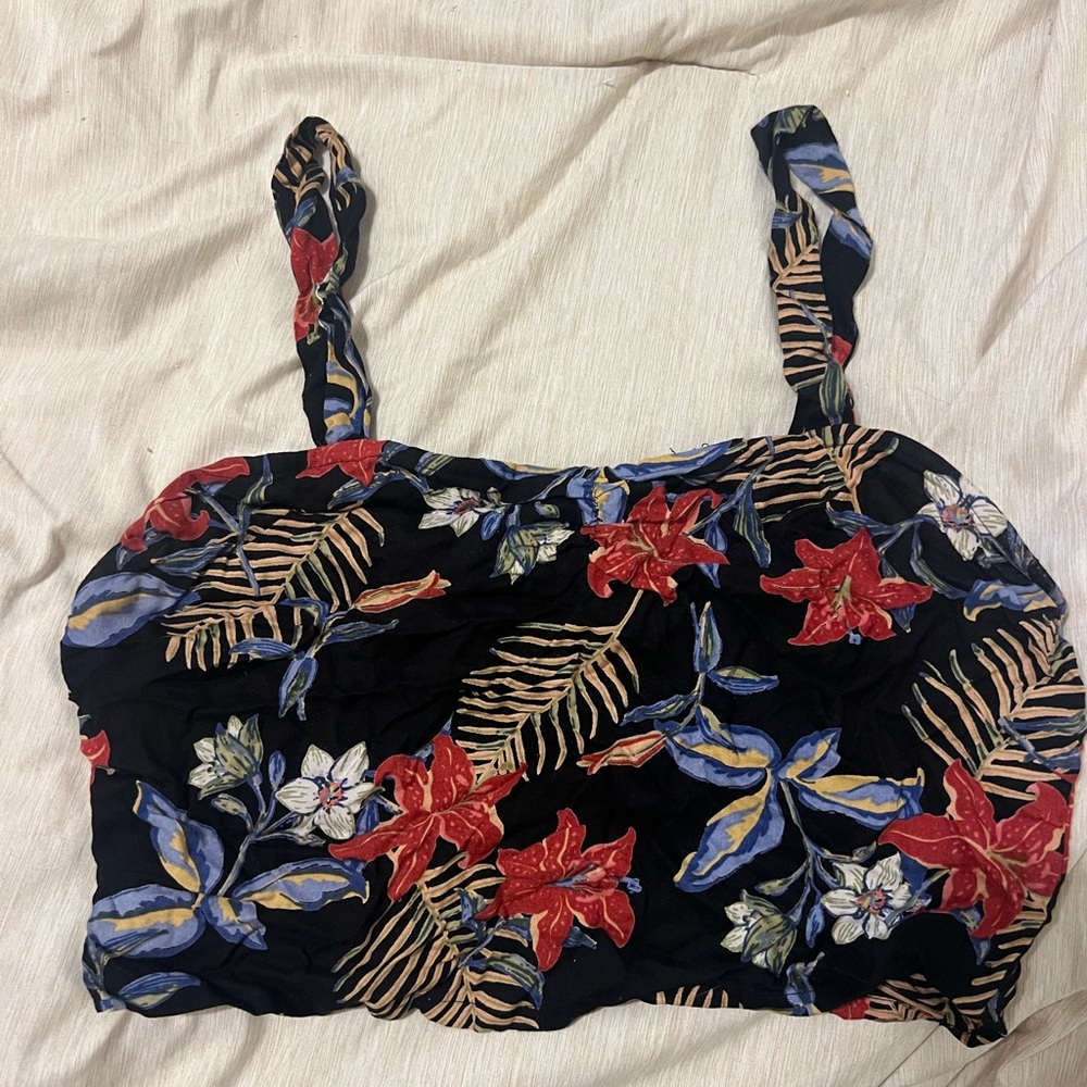 Charlotte Russe Crop Top Medium